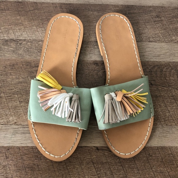 Forever 21 Tassel Sandals - Picture 4 of 8